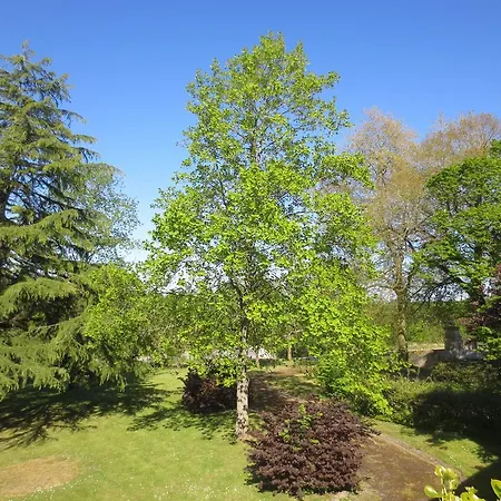 Manoir De Chauvigne Apartment *